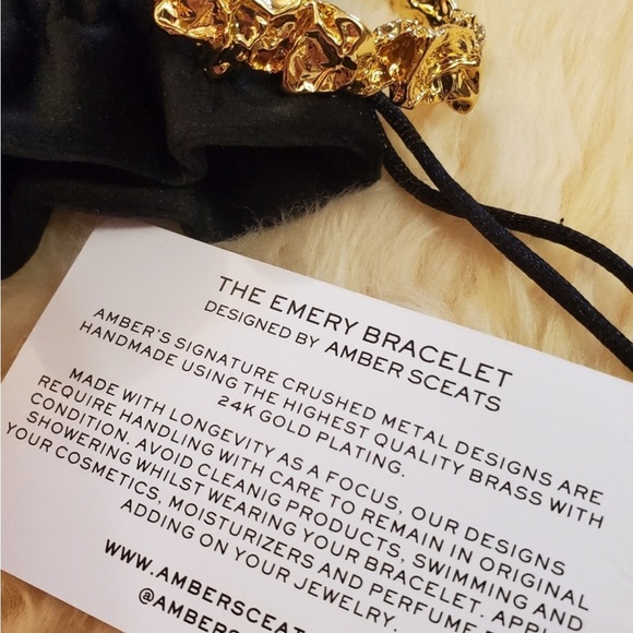 Amber Sceats Emery Cuff - Hammered gold over brass Bracelet - Picture 10 of 15